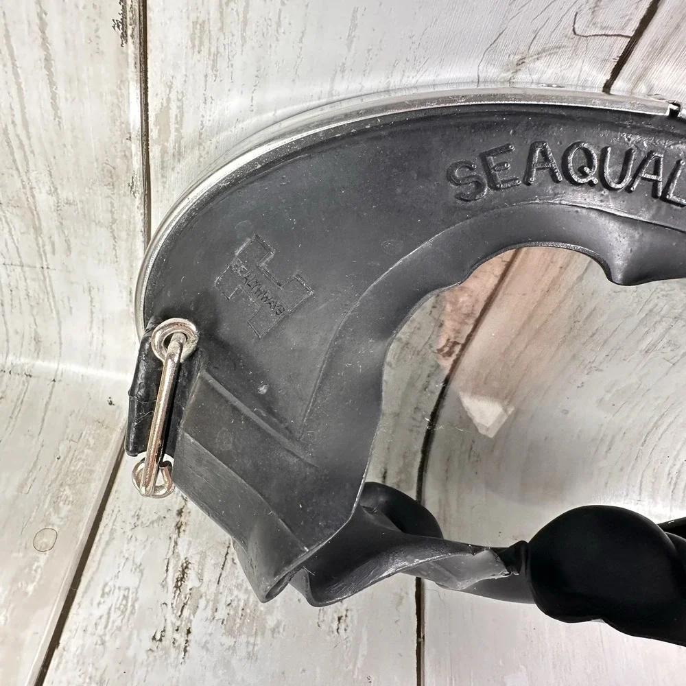 Vintage‎ Healthways Scuba Diving Mask Tempered Glass SEAQUALIZER